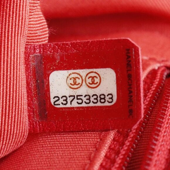 CHANEL ChainShoulder Shoulder Bag Matelasse 2WAY Red/SilverHardware - Picture 9 of 10